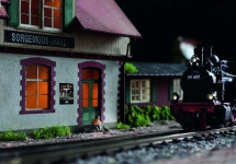 Die Modellbahnwerkstatt 4000 - H0 - Bahnhof Sorgemoos im Harz - Edition Luke Wild